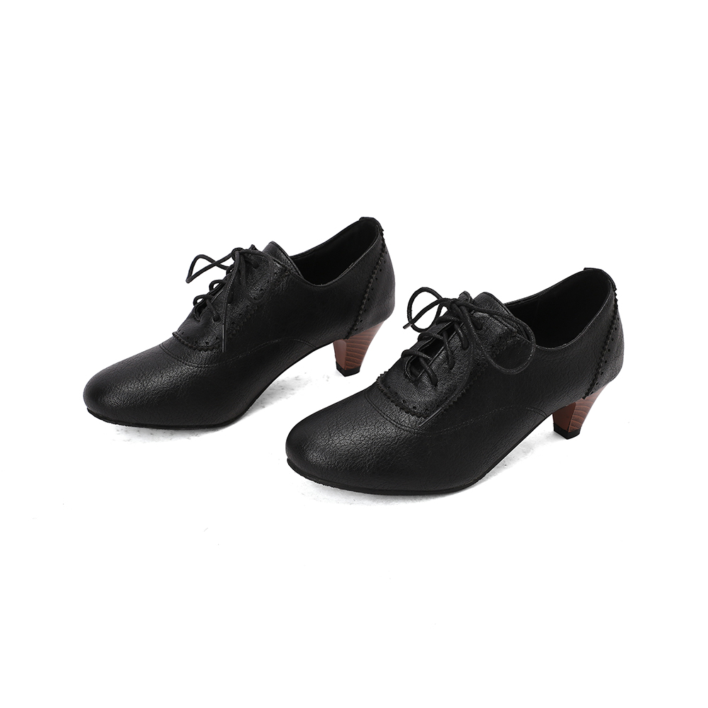 Neue atmungsaktive braune und  – Oxford Lace Up Women Bewertung und Preis