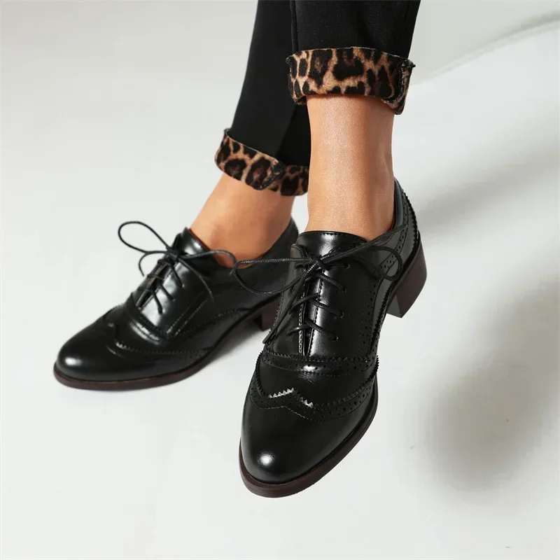 Britische Wohnungen für Damen, – Oxford Lace Up Women Bewertung und Preis